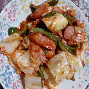 パーフェクトセルの作ってみた!投稿(ケチャップが旨い🤭💖ウインナーとキャベツのケチャ炒め😋)