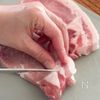 【豚肉のマーマレード焼き】保育園で人気♪の工程1