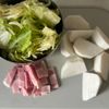春キャベツとかぶの和風クリーム煮の工程1