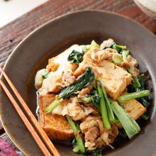 豚バラと厚揚げと小松菜の香味しょうゆ炒め【#スピードおかず】