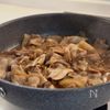 あっという間に完成！【甘辛しょうが豚丼】の工程3