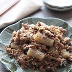 【牛こまとこんにゃくの甘酢みそ炒め】スタミナ１０分おかず♪
