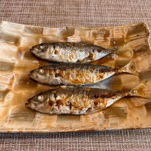 puricoの作ってみた!投稿(フライパンでアジの塩焼き　、　フライパン塩焼き用アジのさばき)