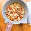 ほったらかしで染みしみ！大根と豚肉のとろうま甘辛煮の工程4