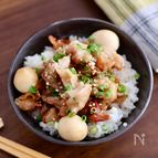 【簡単！】豚ばら肉とうずらの卵の照り焼き丼
