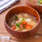 【大根とにんじんと油揚げのお味噌汁】シンプルでおいしい！