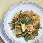 スパイシーカレーのゴーヤチャンプルー