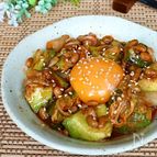 とろ～り食感がたまらない！納豆アボカドキムチユッケ風