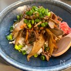 美活！ごはんがすすむ♡【ごぼうと牛肉の甘辛炒めのっけ丼】