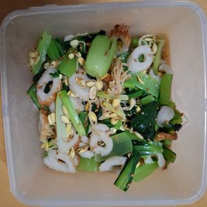 728185の作ってみた!投稿(作り置きしてもすぐ無くなる！「小松菜とちくわのうまナムル」)