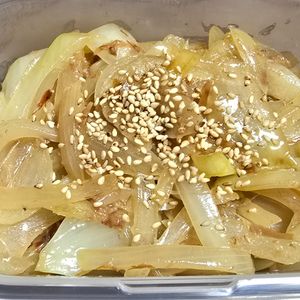 月雪由翔の作ってみた!投稿(【玉ねぎの麺つゆバター炒め】甘味たっぷり！)