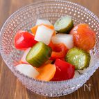 【余り野菜の簡単ピクルス】家にある調味料だけで作れる！