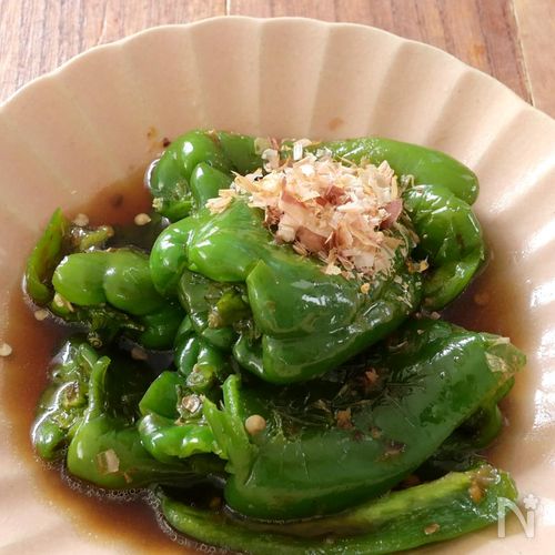 種までおいしい!丸ごとピーマンの炒めびたし