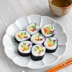 カラフルヘルシーなサラダ巻き◎