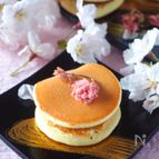 ホットケーキミックスで簡単♡春の香り桜どら焼き