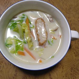 ももの作ってみた!投稿(【さつま揚げとキャベツの豆乳スープ】キャベツたっぷり♪)
