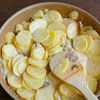意外な美味しさでやみつき!!じゃがいもとザーサイのクリーム煮の工程3