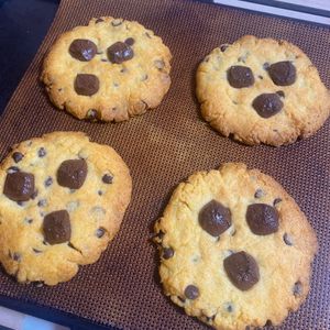 えみちょりん♪の作ってみた!投稿(【チョコレートチャンククッキー】生地を休ませる手間なし簡単！)