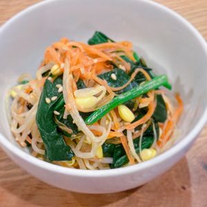 ミルクの作ってみた!投稿(レンジで一発！【緑黄色野菜たっぷりナムルサラダ】)