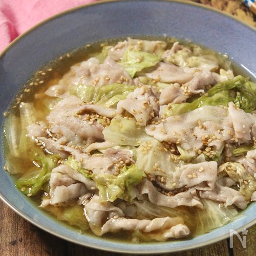 さっぱりごまポンだれでやみつき！レタスと豚肉のレンジ蒸し