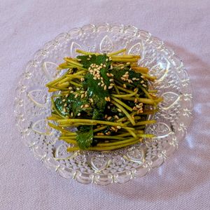 𝔂𝓾𝓶𝓲🍓の作ってみた!投稿(三つ葉のピリ辛和え【あと引く美味しさ！】)