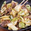 たっぷりキャベツとカルビの🤩旨だしレモン黒胡椒炒め定食🍚の工程4
