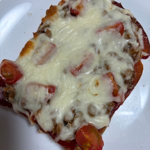 ゆっこの作ってみた!投稿(納豆トマトピザトースト)