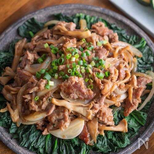 【ほうれんそうのコク旨オイスター豚こまのせ】スタミナ満点！