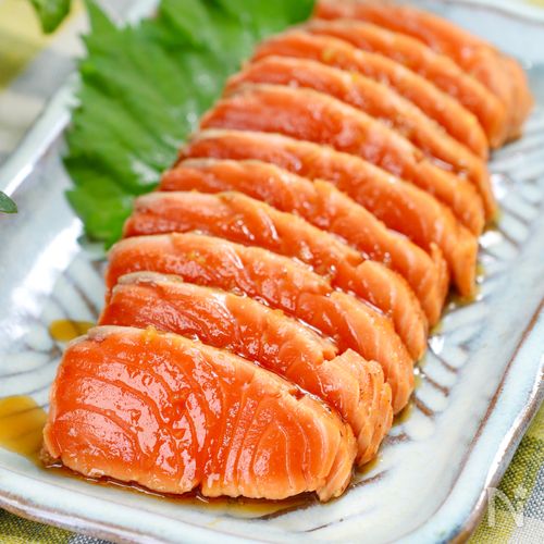 液体塩こうじでねっちり濃厚!【炙り風漬けサーモン】