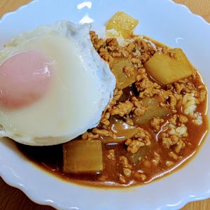 まゆのの作ってみた!投稿(野菜を食べよう！大根と挽き肉の和風カレー)