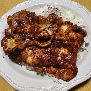 ナムディの作ってみた!投稿(行列の定食屋さんの🍚濃厚甘口♪にんにく味噌しょうが焼き🤩)