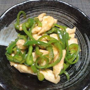 こばぴいの作ってみた!投稿(【鶏むね肉の青椒肉絲】ヘルシーなのにしっとりジューシー)