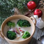 米粉と豆乳で！とろ〜り体温まる♪
【豆乳クリームスープ】
