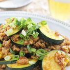 ズッキーニと鶏ひき肉のピリ辛味噌炒め