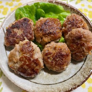チョビの助の作ってみた!投稿(タレなしで美味しい！さっぱり柚子胡椒つくね)