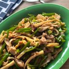 ごはんがすすむ青椒肉絲/ピーマンが美味しい季節に！！