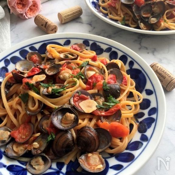 しじみだってイタリアン！ピリッと辛いトマトのリングィーネ