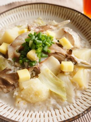 栄養満点！チーズミルク雑炊