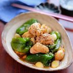 【鶏肉と丸ごとピーマンのにんにく旨煮】栄養満点！
