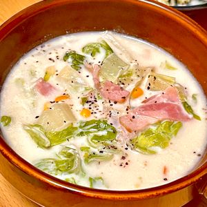 michuの作ってみた!投稿(和洋仕立て♪『白菜とベーコンのクリームスープ』)