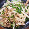 行列の定食屋さんの🍚白菜とろとろ青椒肉絲🤩の工程4