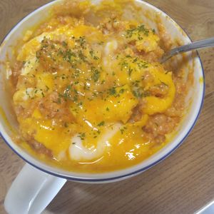 ももの作ってみた!投稿(半熟✩︎オートミールのオムライス風リゾット)