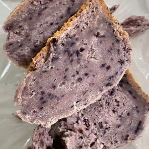 Kazの作ってみた!投稿(HBに材料を入れるだけ♪『ふんわりブルーベリーみるく食パン』)
