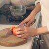 5分で完成🙌〈にんじんのグラッセ〉レンチンだけでできる🥕の工程1