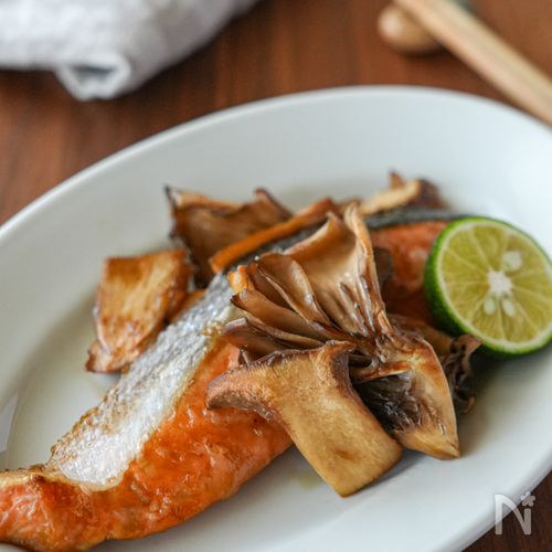 ハマる!【鮭ときのこのめんつゆバター】