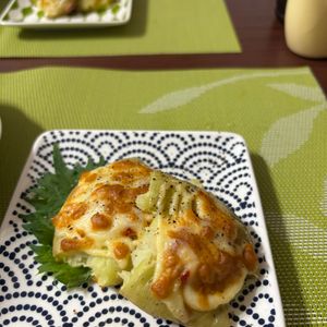あすこの作ってみた!投稿(つぶして焼くだけ！スマッシュポテトチーズ)