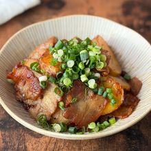 カリッ！ほくほくコク旨！【肉じゃが風甘辛焼き】
