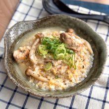 鶏の旨みたっぷり!【鶏白湯クッパ】