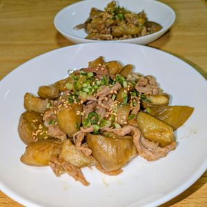joe sanの作ってみた!投稿(皮むきなすと牛こまの中華風とろみ煮)