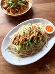 冷凍うどん×ごまドレで台湾風「ゴマだれ涼麺（リャンメン）」